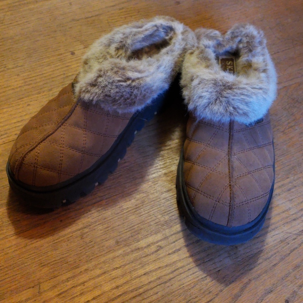 Sketchers clogs